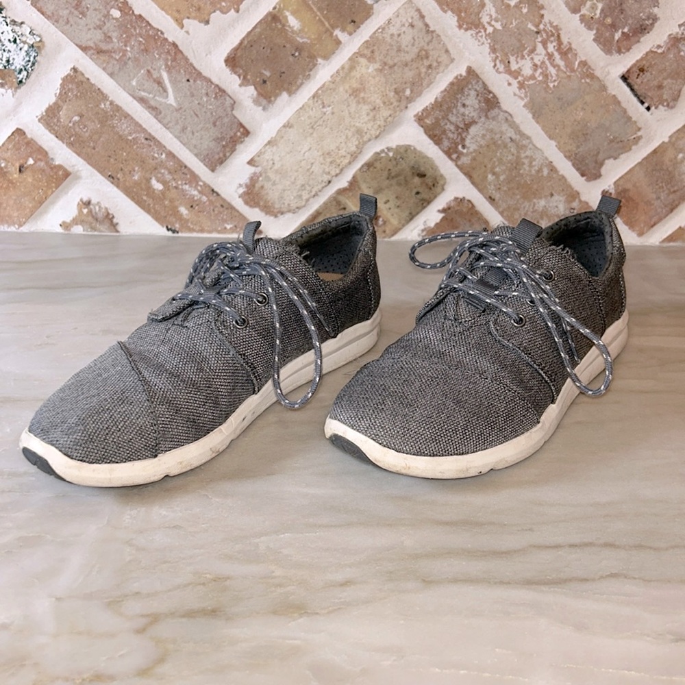 Toms Lace Up Shoes - Women’s Size 7